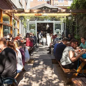 Hostel St Christophers At The Winston, Amsterdam