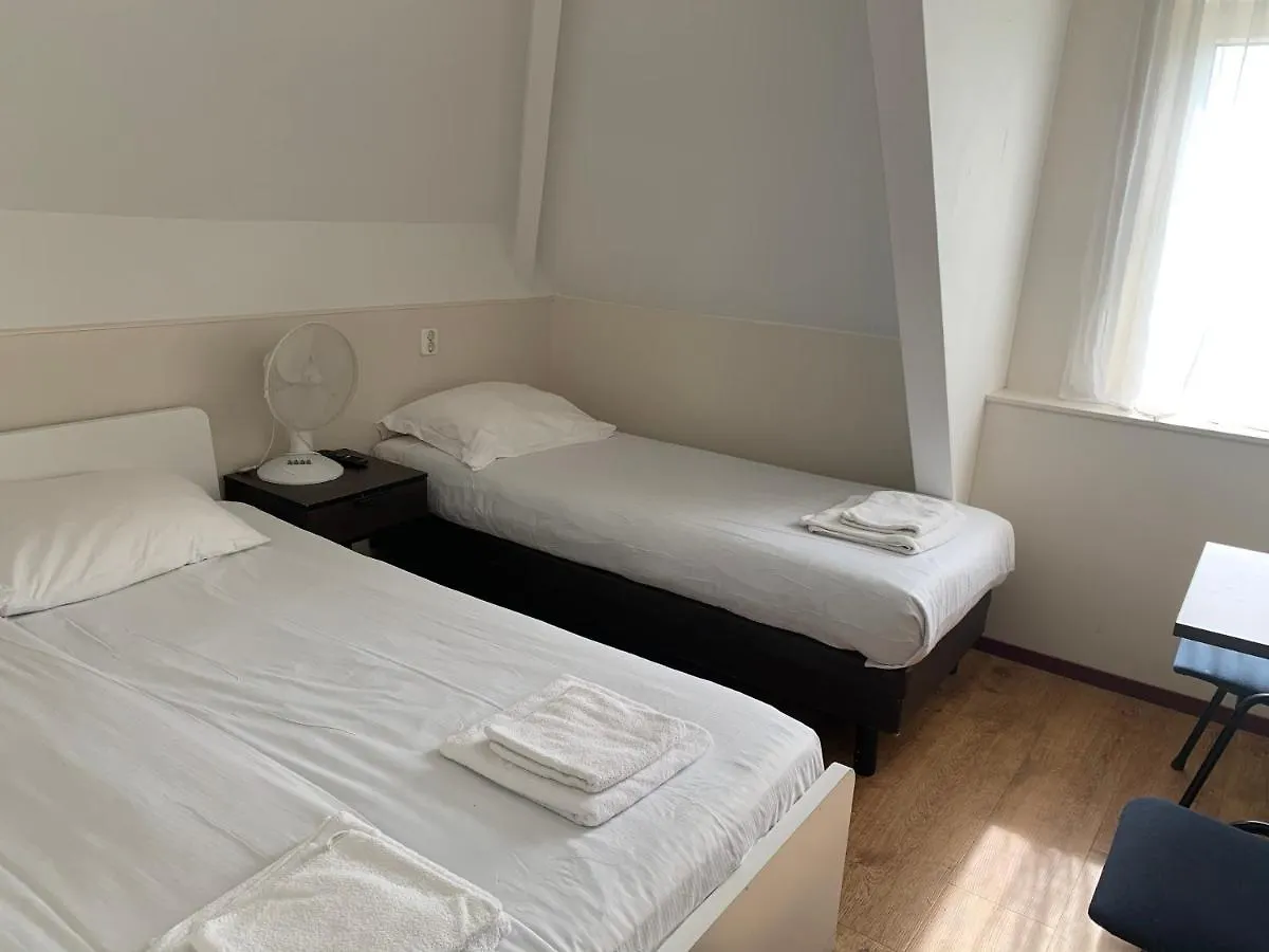 Budget Hostel Sphinx Amsterdam 0*,